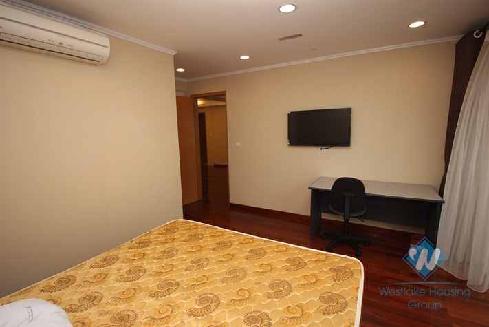 Good quality two bedrooms apartment for rent in Skycity, Dong Da district, Ha Noi